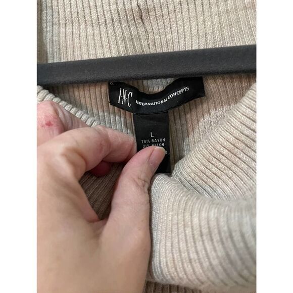 Sexy Short Sleeve Ribbed Cowl Neck Light Sweater - Picture 2 of 16